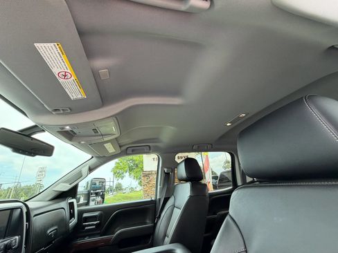 Used 2019 GMC Sierra 2500 SLT w/ Duramax Plus Package AWD/4WD image 22