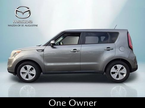 Used 2014 Kia Soul FWD image 3