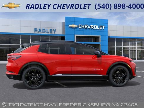 New 2026 Chevrolet Equinox EV RS image 5