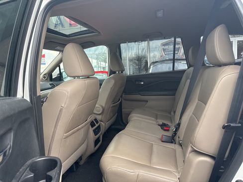 Used 2020 Honda Pilot EX-L image 11
