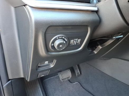 New 2025 Jeep Grand Cherokee Limited image 15