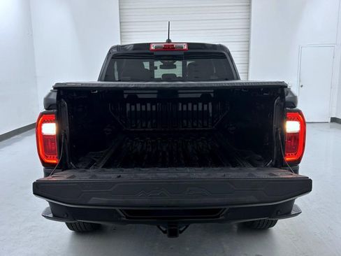 Used 2024 GMC Canyon AT4 w/ AT4 Premium Package AWD/4WD image 21