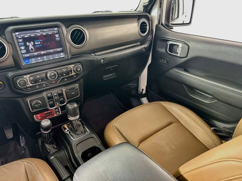 Used 2023 Jeep Gladiator Rubicon w/ LED Lighting Group image 23