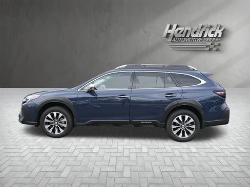 Certified 2025 Subaru Outback Touring w/ Popular Package #2 image 6