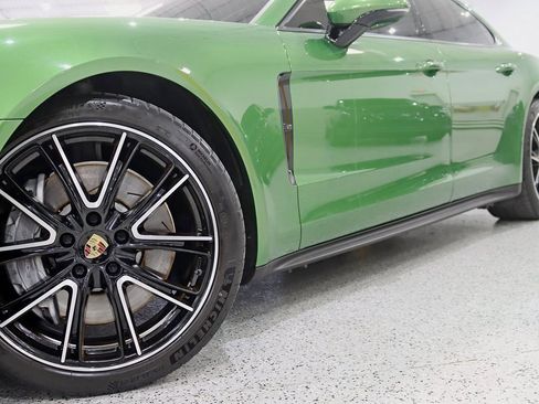 Used 2020 Porsche Panamera image 4