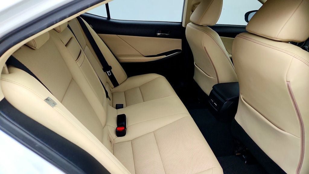 Used 2016 Lexus IS 200t RWD image 23
