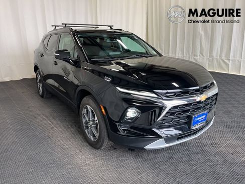 Used 2023 Chevrolet Blazer LT AWD/4WD image 29