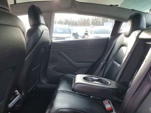 Used 2019 Tesla Model 3 Mid Range image 12