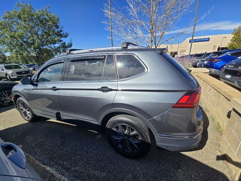 Used 2023 Volkswagen Tiguan SE FWD image 14