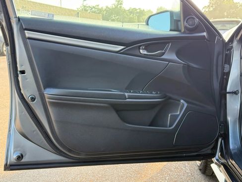 Used 2021 Honda Civic Sport image 11