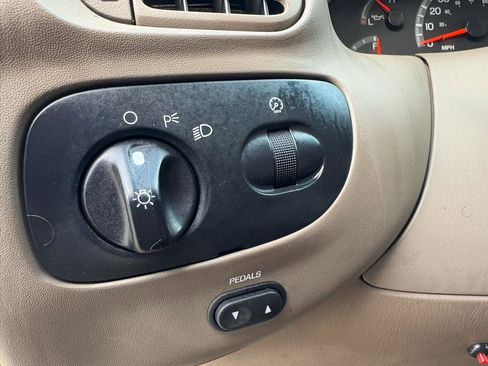 Used 2001 Ford F150 XLT image 79