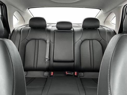 New 2025 Hyundai Sonata Limited image 16