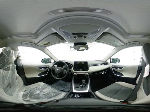 New 2025 Toyota RAV4 XLE image 51