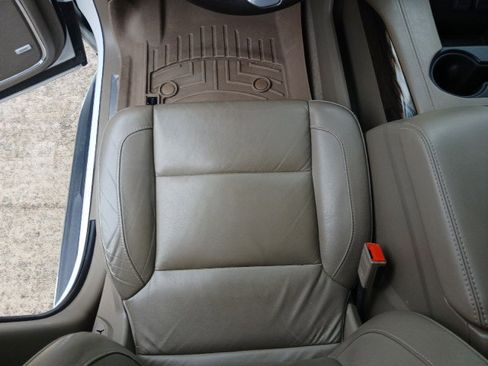 Used 2019 GMC Yukon SLT w/ Open Road Package image 22