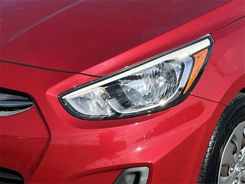 Used 2017 Hyundai Accent SE image 9