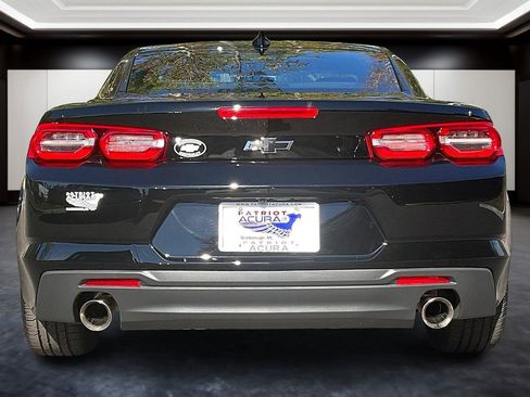Used 2023 Chevrolet Camaro LT image 4