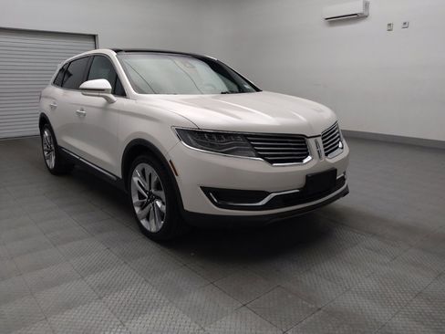 Used 2017 Lincoln MKX Reserve w/ Luxury Package image 13