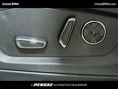 Used 2020 Ford Explorer Platinum w/ Premium Technology Package image 4