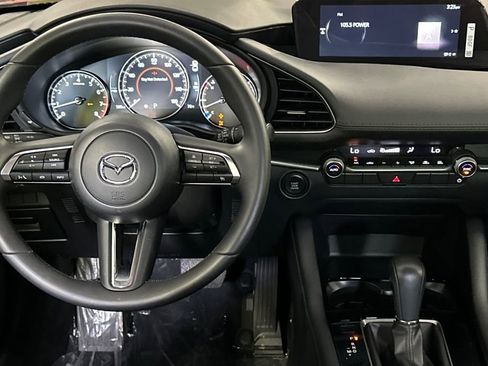 Used 2025 MAZDA MAZDA3 s FWD image 15
