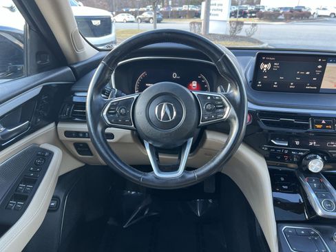 Used 2023 Acura MDX SH-AWD w/ Technology Package image 16