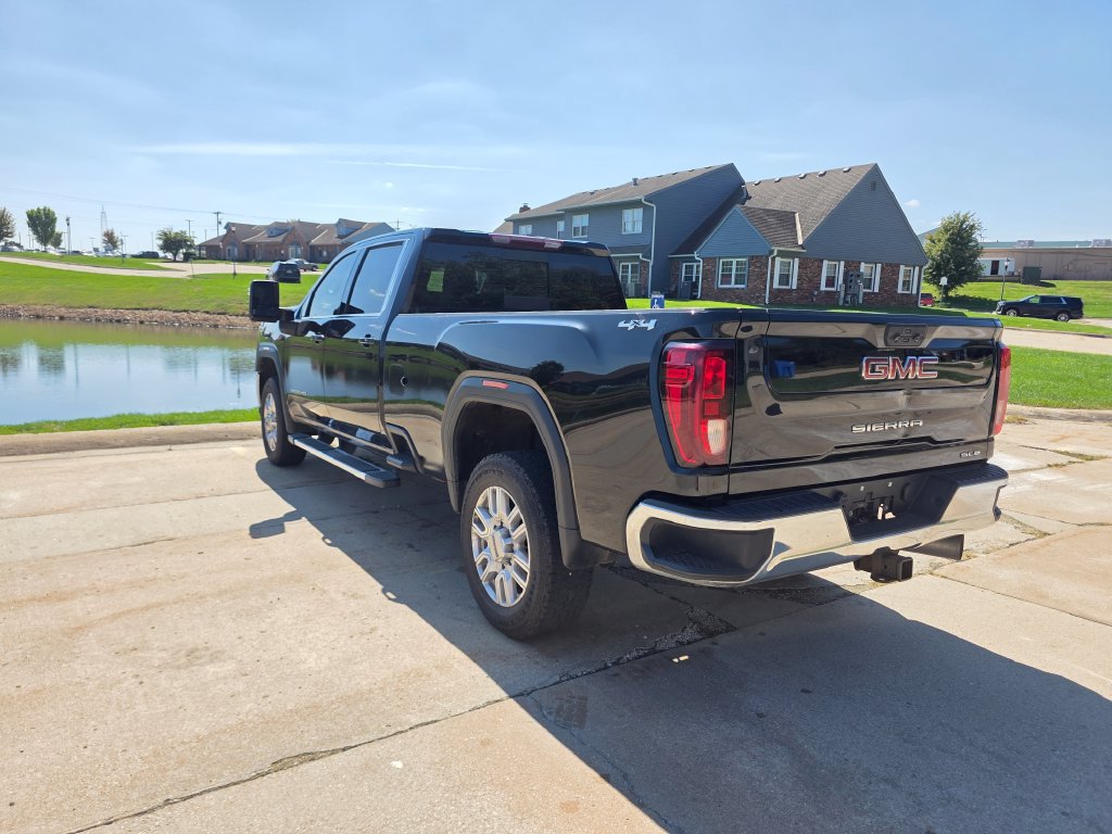 Used 2022 GMC Sierra 3500 SLE w/ SLE Value Package AWD/4WD image 15