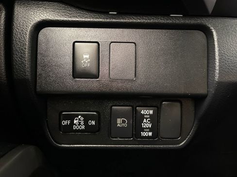 Certified 2021 Toyota Tacoma TRD Off-Road w/ Technology Package AWD/4WD image 28