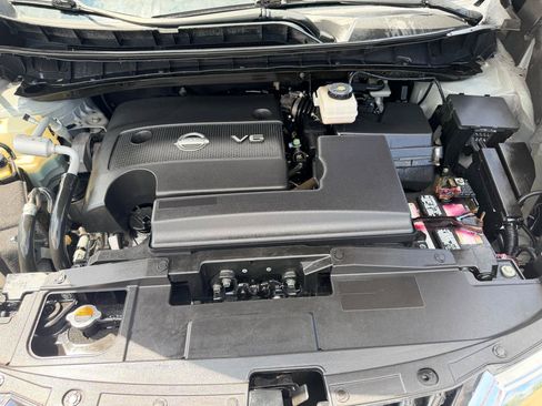 Used 2016 Nissan Murano S FWD image 21