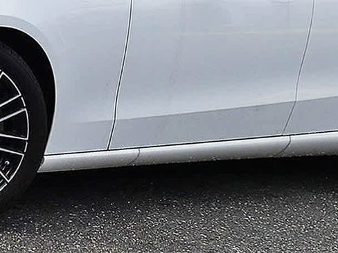 Used 2025 Mercedes-Benz C 300 4MATIC Sedan image 27