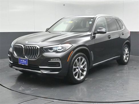 Used 2021 BMW X5 xDrive40i w/ Convenience Package image 3