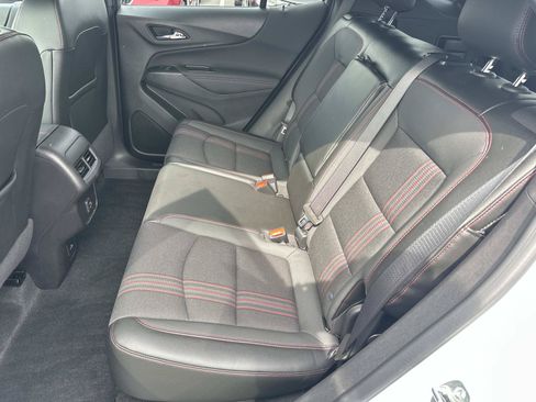 Certified 2024 Chevrolet Equinox RS FWD image 11