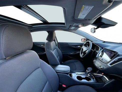 Used 2024 Chevrolet Malibu LT image 26