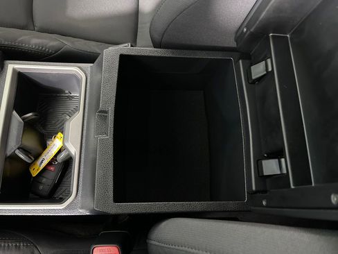 Certified 2025 Toyota Tacoma SR5 image 23