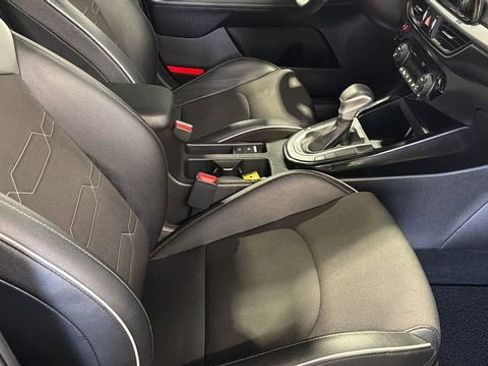 Used 2023 Kia Forte GT-Line w/ GT-Line Technology Package image 12