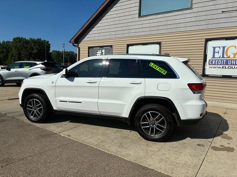 Used 2020 Jeep Grand Cherokee Laredo w/ Quick Order Package 2BN North AWD/4WD image 6