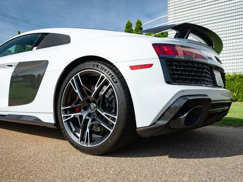 Certified 2023 Audi R8 V10 performance AWD/4WD image 26