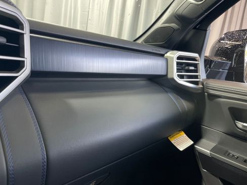 New 2025 Toyota Tundra Platinum AWD/4WD image 25