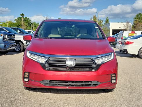 Used 2022 Honda Odyssey Touring image 2