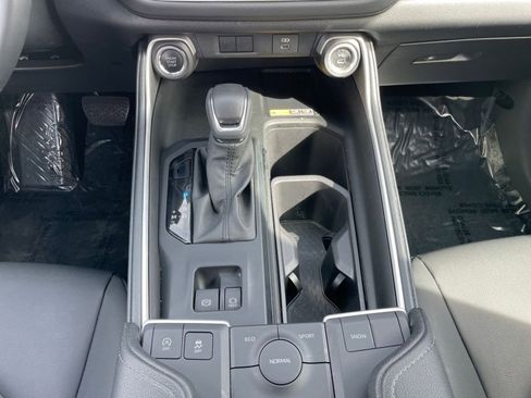 Used 2025 Toyota Grand Highlander FWD image 43