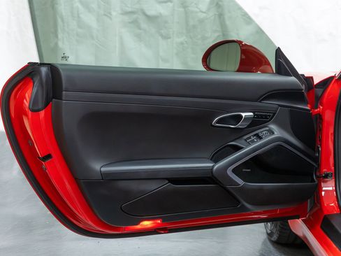 Used 2015 Porsche 911 Carrera image 41