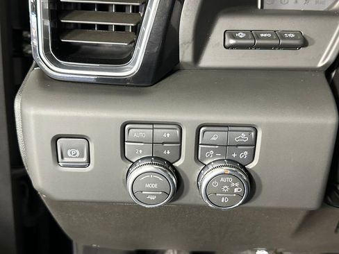 Used 2026 GMC Sierra 2500 Denali w/ Max Trailering Package AWD/4WD image 24