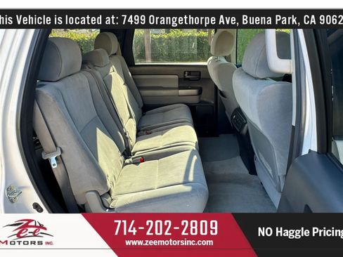 Used 2011 Toyota Sequoia SR5 RWD image 43