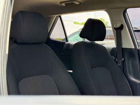 Used 2023 Hyundai Venue SE w/ Cargo Package FWD image 27