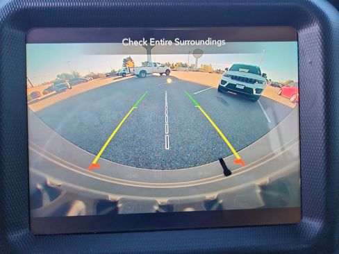 Used 2020 Jeep Wrangler Unlimited Sahara image 30