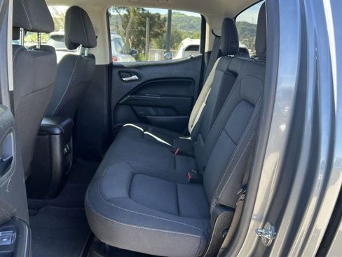 Used 2022 Chevrolet Colorado LT image 24