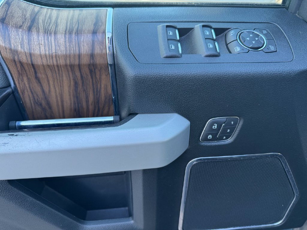 Used 2018 Ford F150 Lariat w/ Trailer Tow Package AWD/4WD image 18