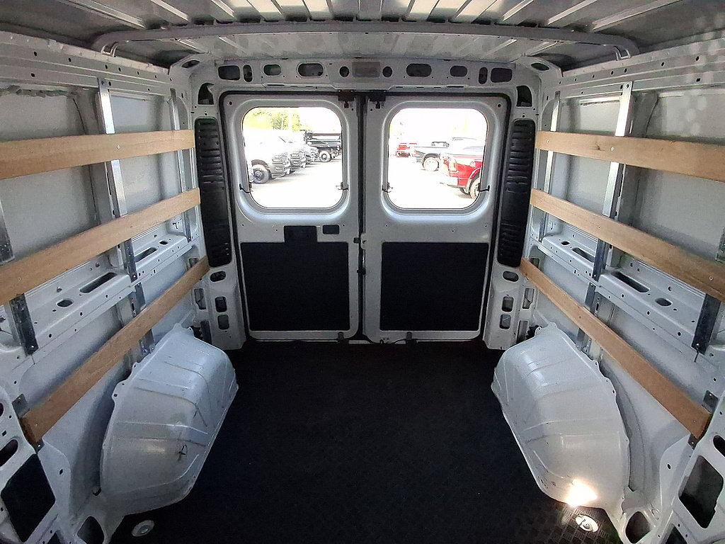 Used 2025 RAM ProMaster 2500 w/ U-Haul Equipment Group FWD image 13