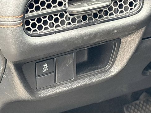 Used 2025 Honda HR-V Sport image 10