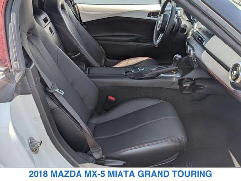 Used 2018 MAZDA MX-5 Miata Grand Touring RWD image 21