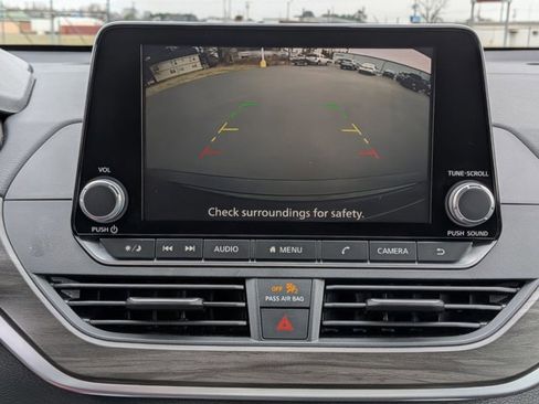 Certified 2025 Nissan Altima 2.5 SV image 21