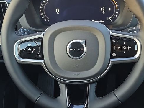 New 2026 Volvo XC60 B5 Core w/ Climate Package AWD/4WD image 12